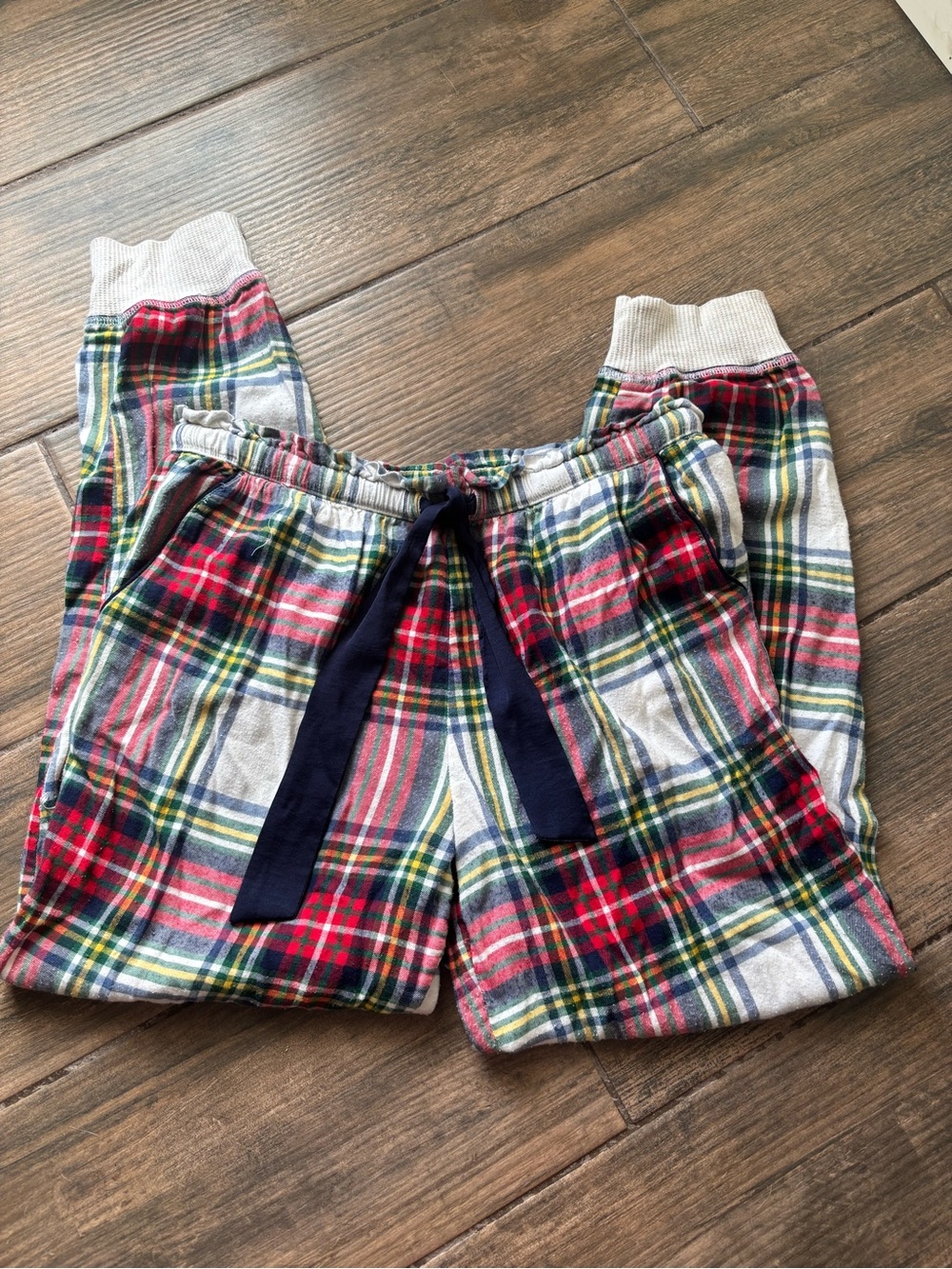aerie Red, Green & Navy Plaid Pajama Bottoms